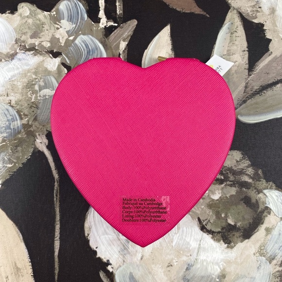 NWT Kendra Scott Heart Jewelry Case in Dark Pink. - Picture 3 of 12